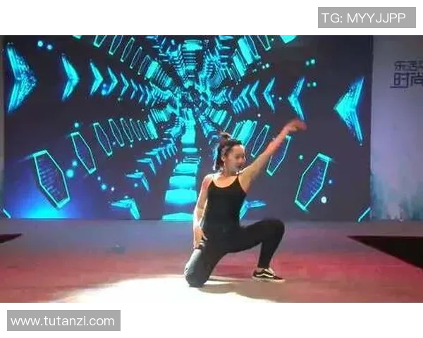 与杨丽对话：探索她的街舞生涯与梦想之路